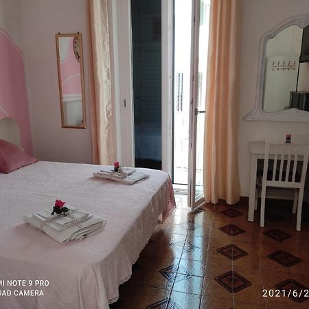 Enza Room'S Amalfi Coast Affittacamere Exterior foto